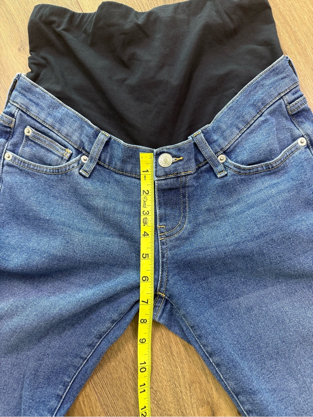 Gap Maternity Jeans Medium Wash Over Belly Straight Stretch Denim Size 27 - Picture 9 of 10